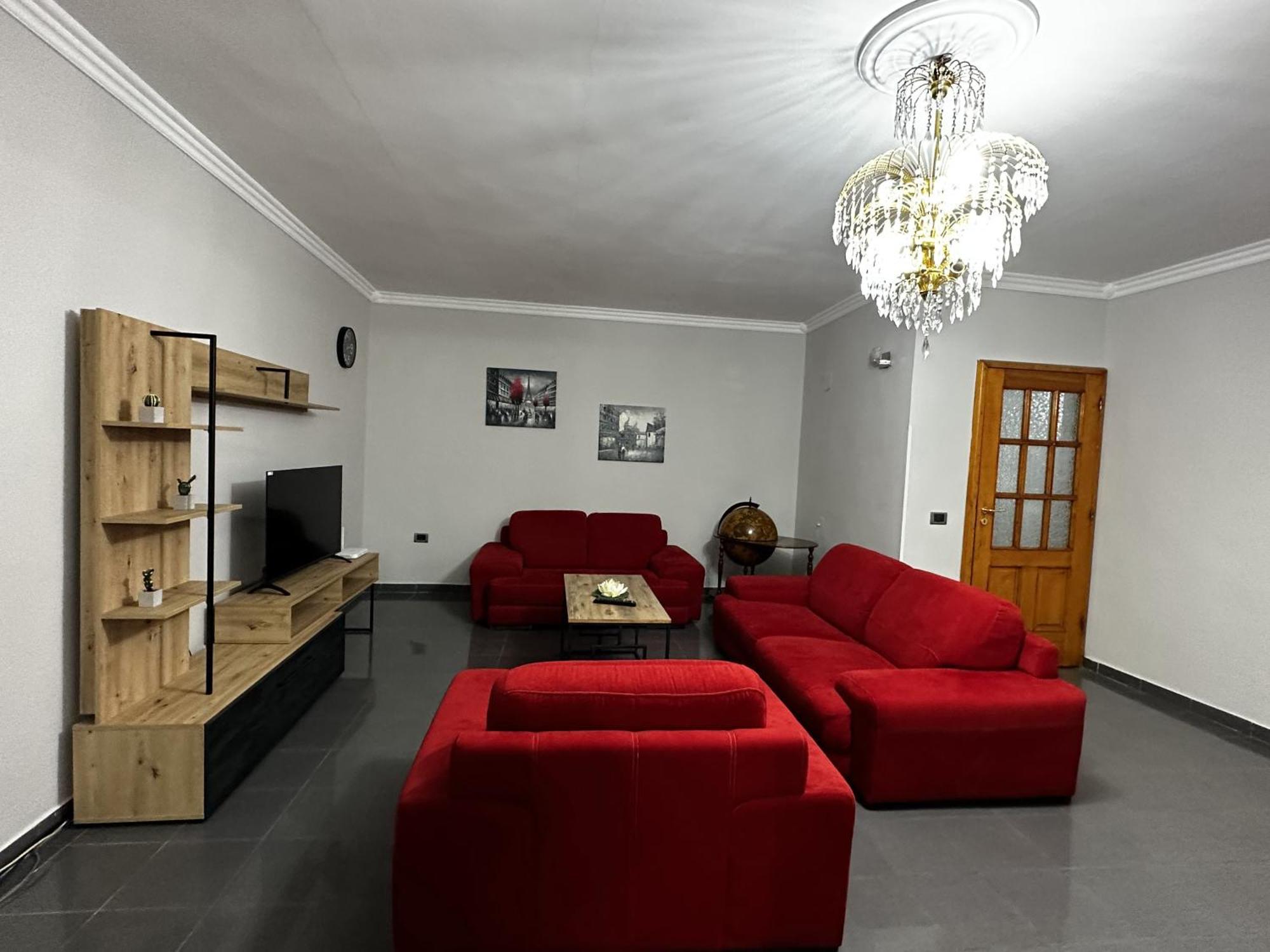Tirana Treasure: Chic 2Br-Apartment 8Min To Skanderbeg Place Eksteriør bilde