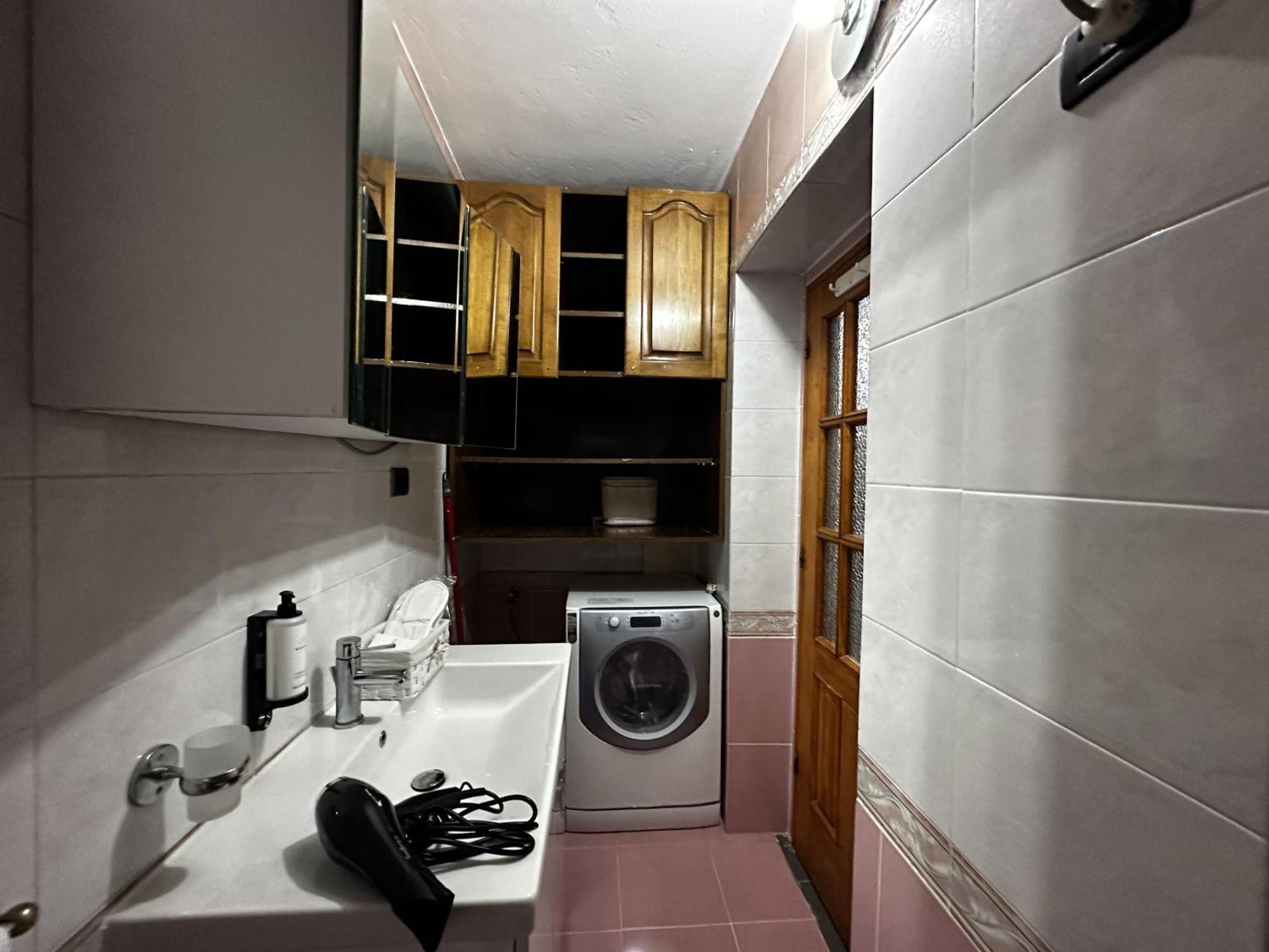 Tirana Treasure: Chic 2Br-Apartment 8Min To Skanderbeg Place Eksteriør bilde