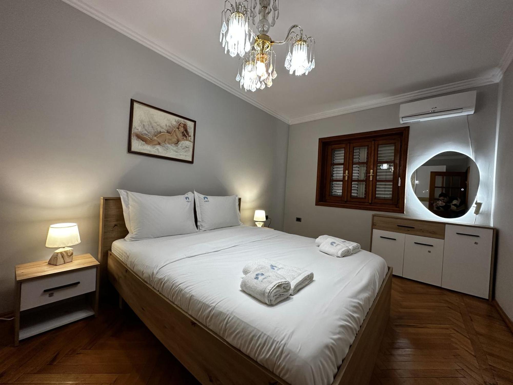 Tirana Treasure: Chic 2Br-Apartment 8Min To Skanderbeg Place Eksteriør bilde